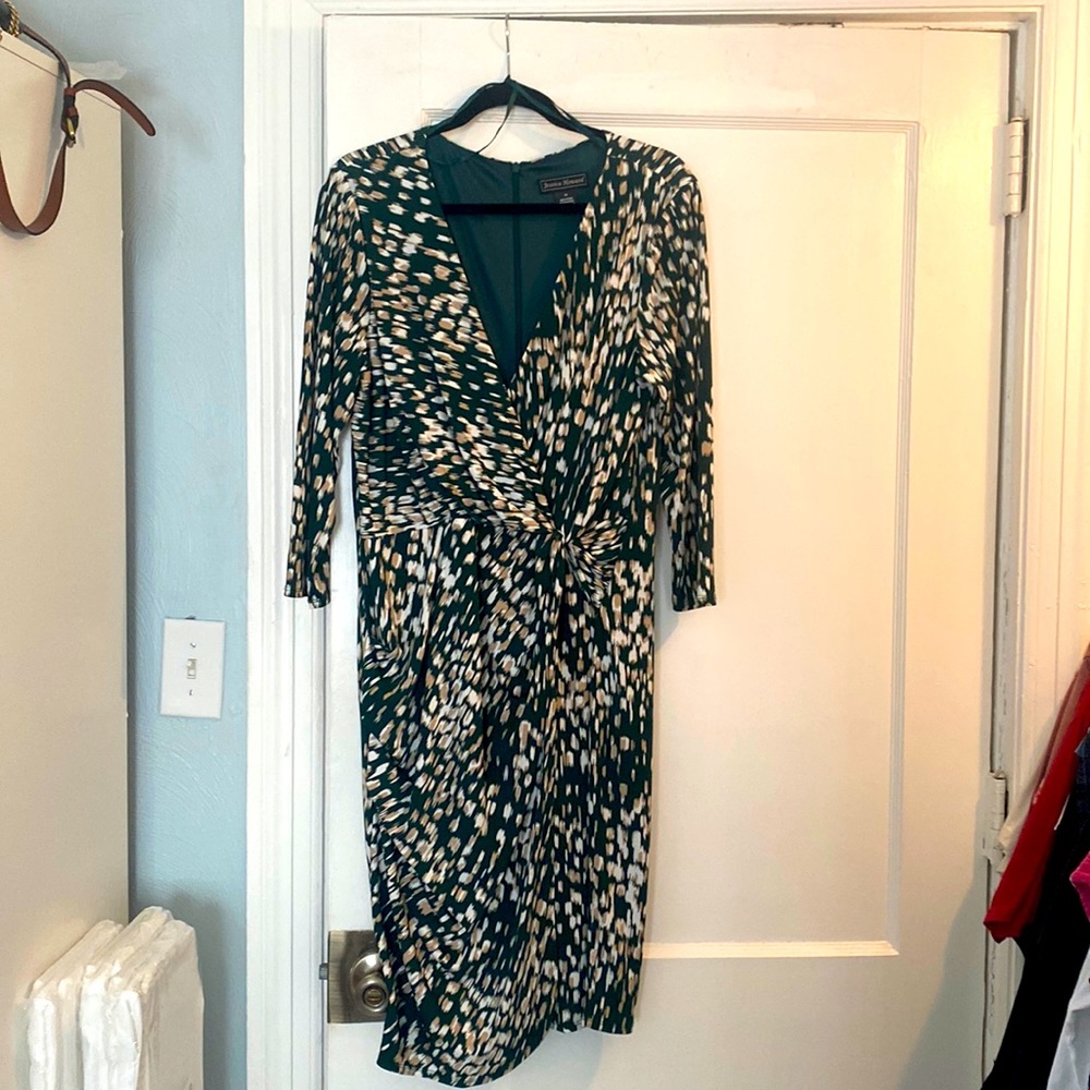Jessica Howard; Size 16; Worn once